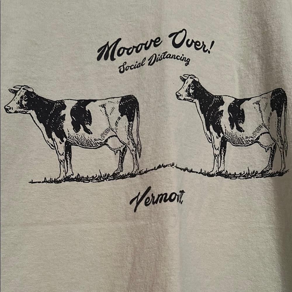 Green Graphic T-Shirt - Picture 2 of 7